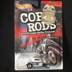 Milwaukee WI. Hot Wheels Cop Rod ‘32 Duce